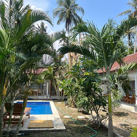 Kebun Homestay Kuta  Exterior foto